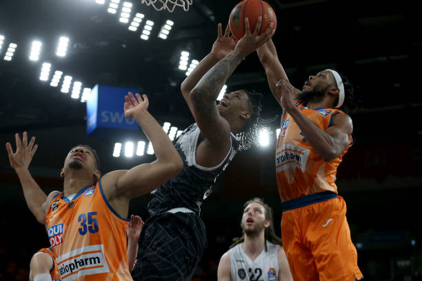 他们而更加 他们而更加